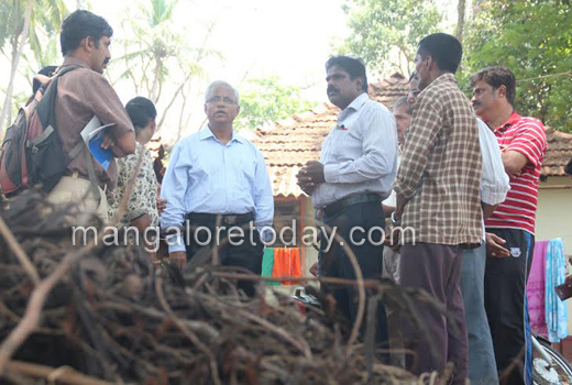 MLA JR Lobo inspects Gujjarakere lake 1